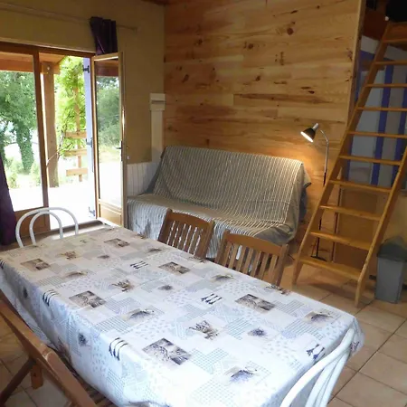 Chalet Bleu - Piscine Partagee
